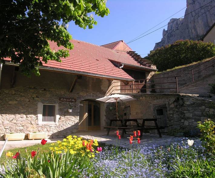 Gîte pour 9 personnes, avec jardin - 1