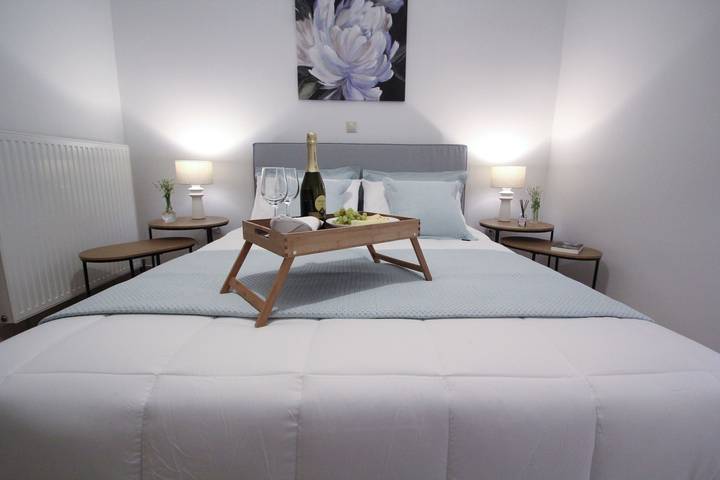 Gîte pour 4 personnes, avec balcon dans Égine - 4