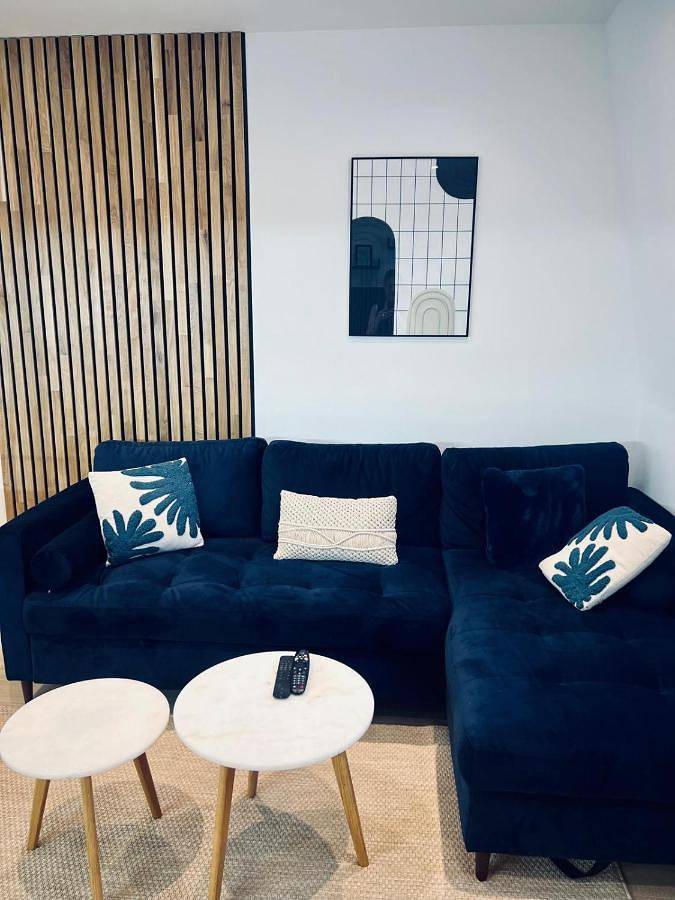 Appartement entier, Appartement design et cozy à port cergy in Cergy, Val-d'Oise