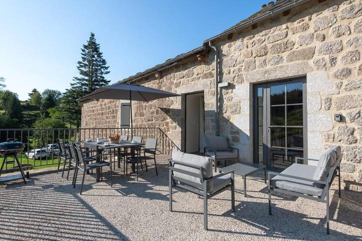 Location de vacances pour 5 personnes, avec Jacuzzi ainsi que Terrasse et Sauna à Saint-Amans - 3