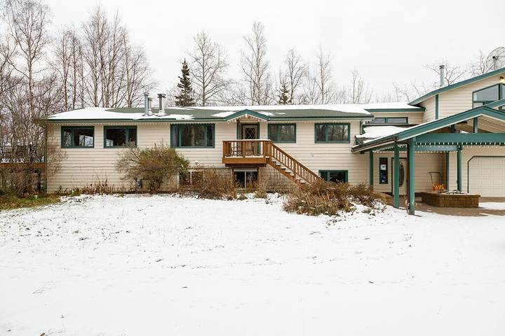 Vacation house for 10 people, with balcony in Alaska