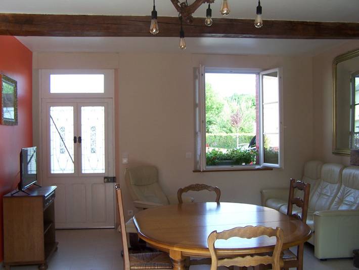 Gîte pour 5 personnes, avec terrasse et jardin à Miannay