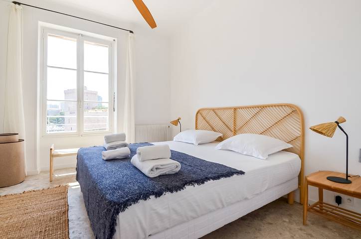 Gîte pour 8 personnes, avec terrasse et vue dans Le Vieux Port (Marseille) - 3