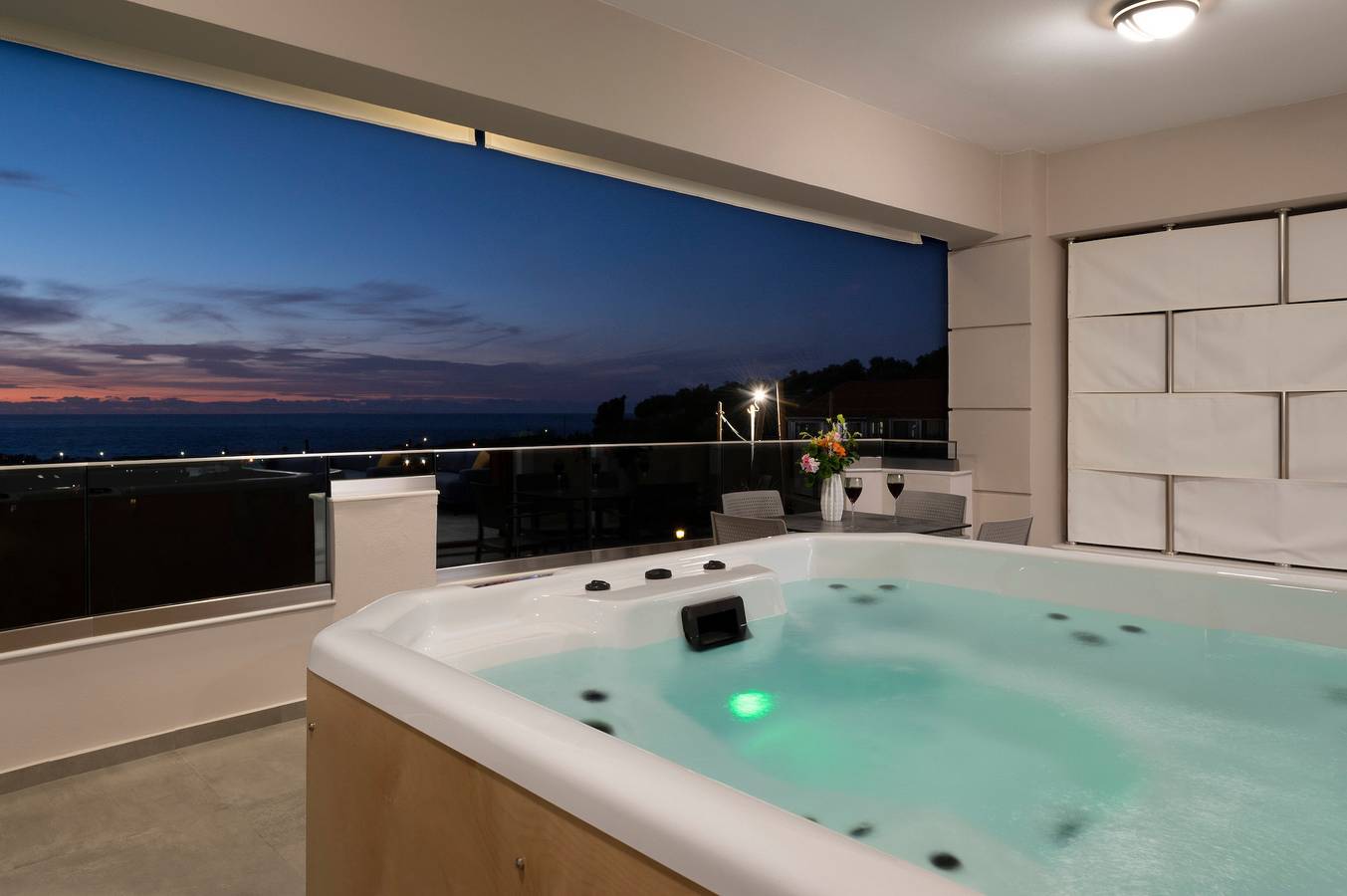 Zen Luxury Complex, Pool & Jacuzzi near Rethymno in Rethymno en omgeving