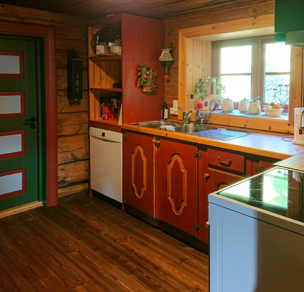 Restaurierte Hütte aus dem Jahr 1852 in der Region Bergsjø in Ål