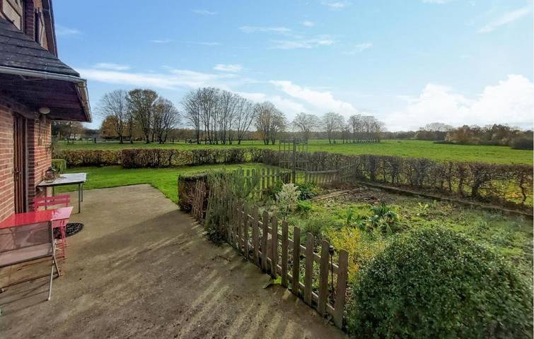 Location de vacances pour 6 personnes dans La Neuville-aux-Joûtes - 2