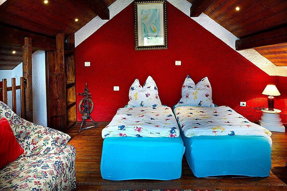 Chalet en Italie avec cheminée alpine in Ponte nelle Alpi, Préalpes carniques