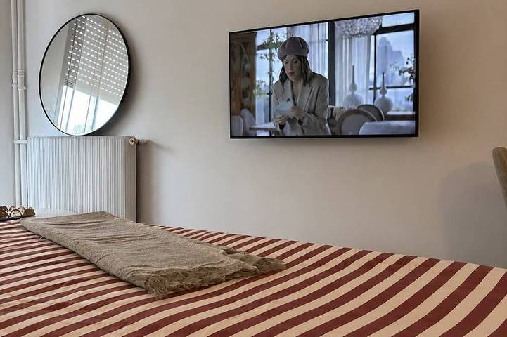 Ganze Wohnung, Luxurious and Elegant Studio in the Heart of Clamart in Clamart, Hauts-de-Seine