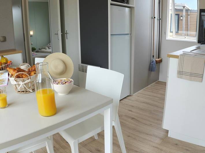 Wohnwagen für 6 Personen, mit Meerblick und Terrasse in Vendays-Montalivet - 4