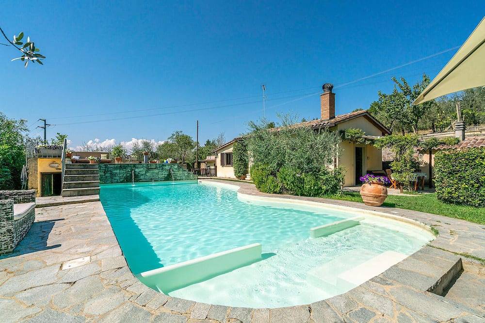 Preciosa casa en Arezzo con cocina. in Arezzo, Provincia de Arezzo