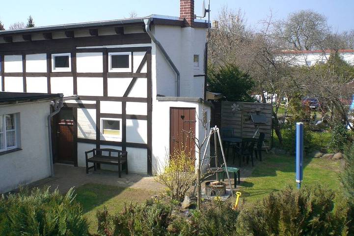 Ferienhaus für 5 Personen, mit Garten, mit Haustier in Altefähr