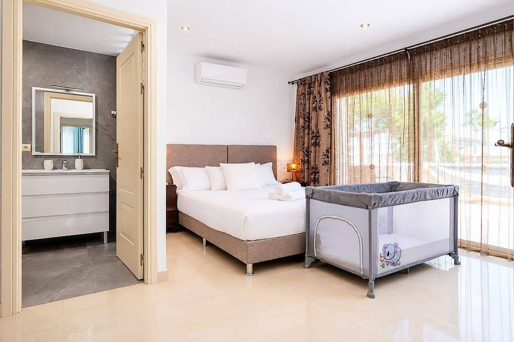 Villa Isabella a 250 Mtrs de la Playa , Villa Ideal Para Familias y Ciclistas in Playa de Muro, Muro
