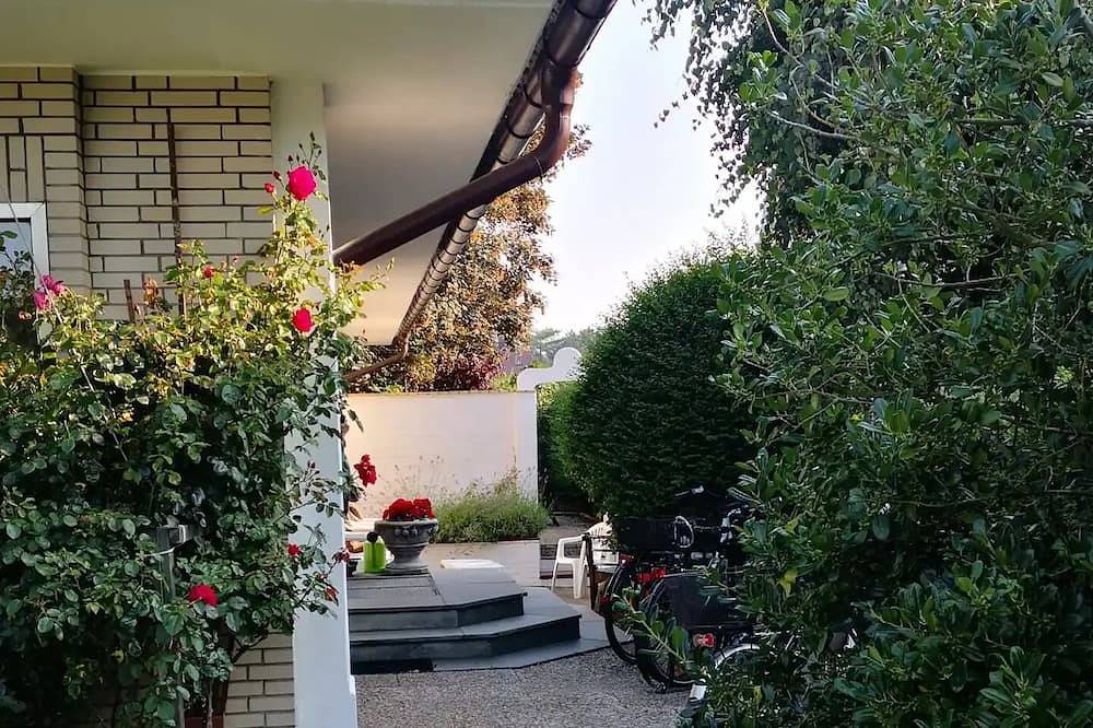 Ganze Wohnung, Gemütliches Einzel-Zimmer mit sonnigem Balkon in Westerland, Sylt (Gemeinde)