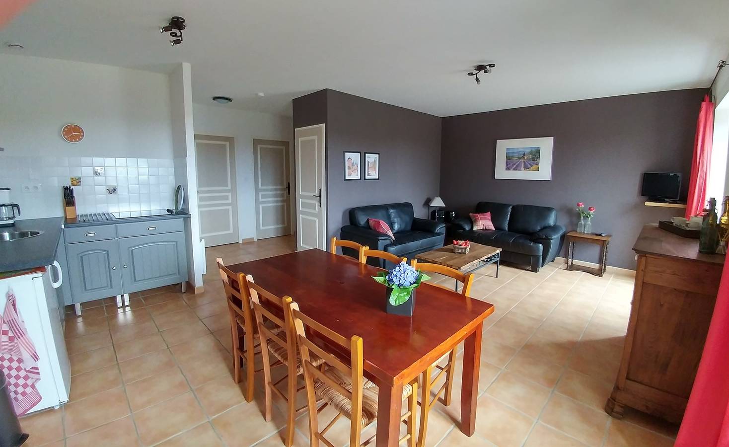 Appartement entier, Mille Joies La Tourterelle in Saint-Pardoux-Corbier, Région de Brive-la-Gaillarde