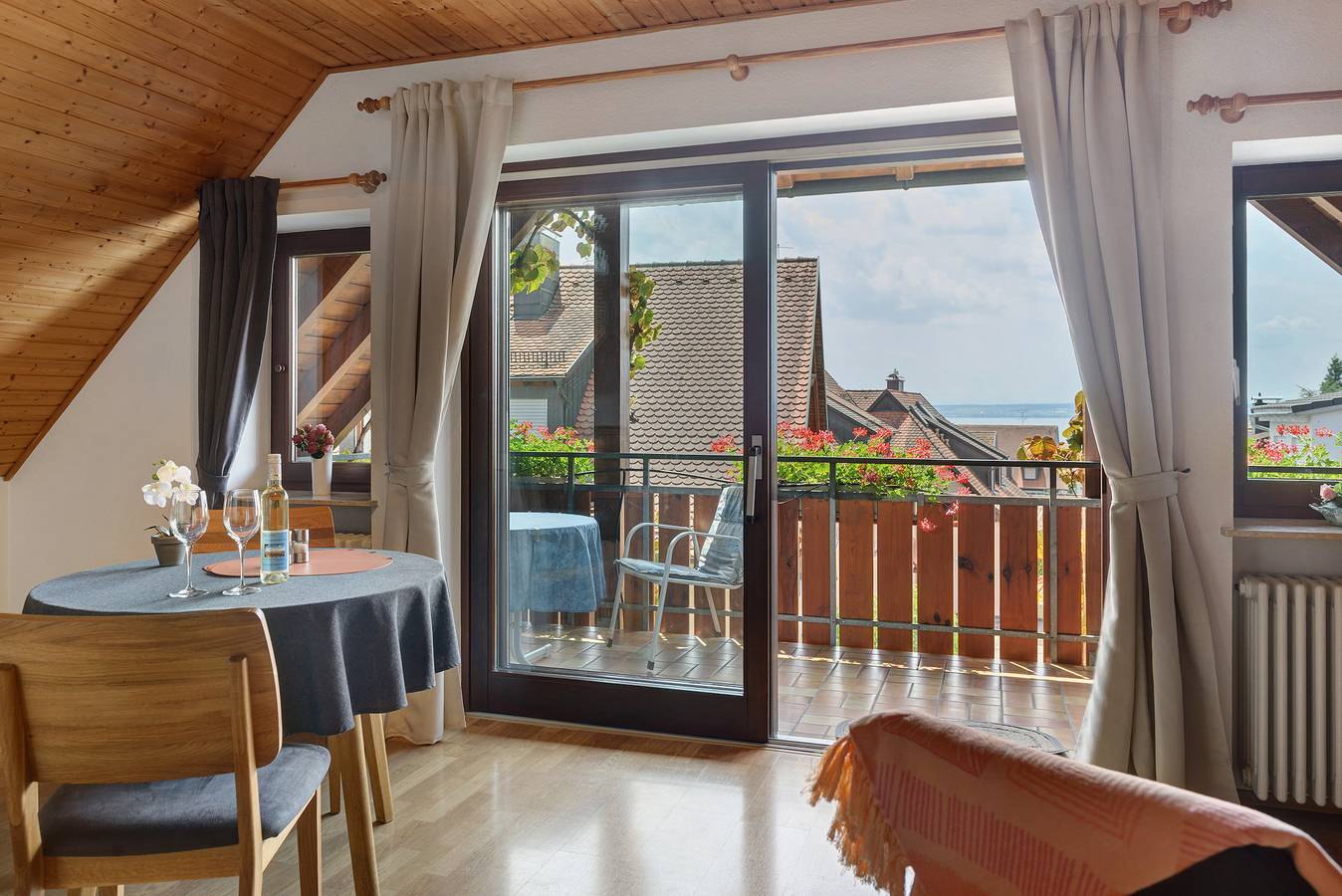 Ganze Wohnung, Ferienwohnung '2' mit Seeblick, privatem Garten und Wi-Fi in Hagnau am Bodensee, Obersee (Bodensee)