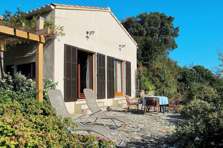 Ferienhaus für 5 Personen, mit Terrasse und Garten, mit Haustier - 1