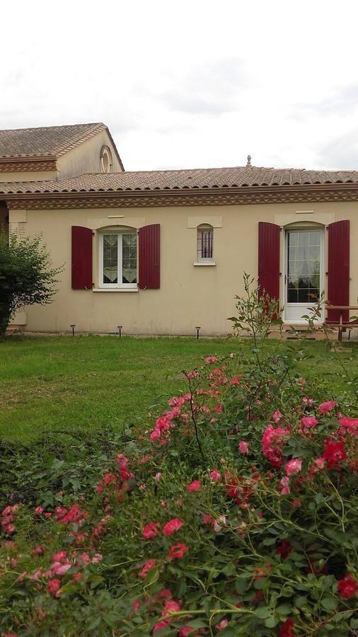 Maison d’hôte pour 2 personnes, avec Jacuzzi et Terrasse ainsi que Jardin et Vue à Ginestet
