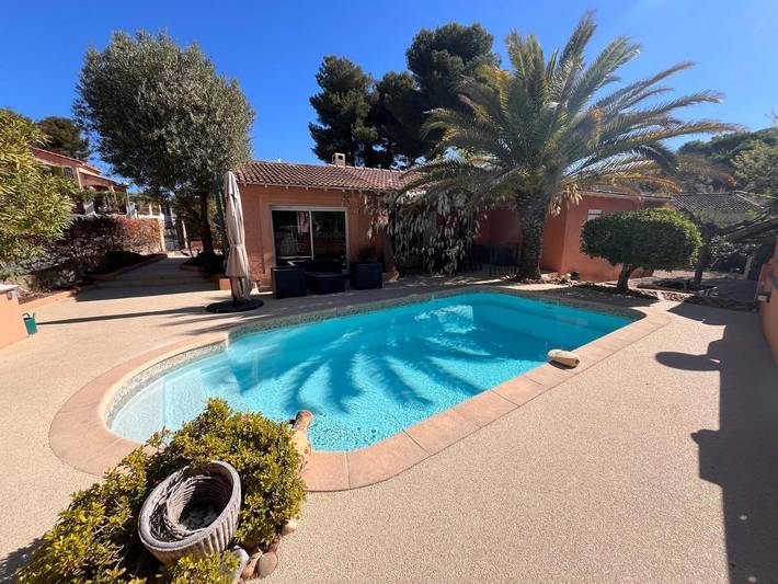 Villa pour 6 personnes, avec jardin ainsi que piscine et vue à Les Pennes-Mirabeau
