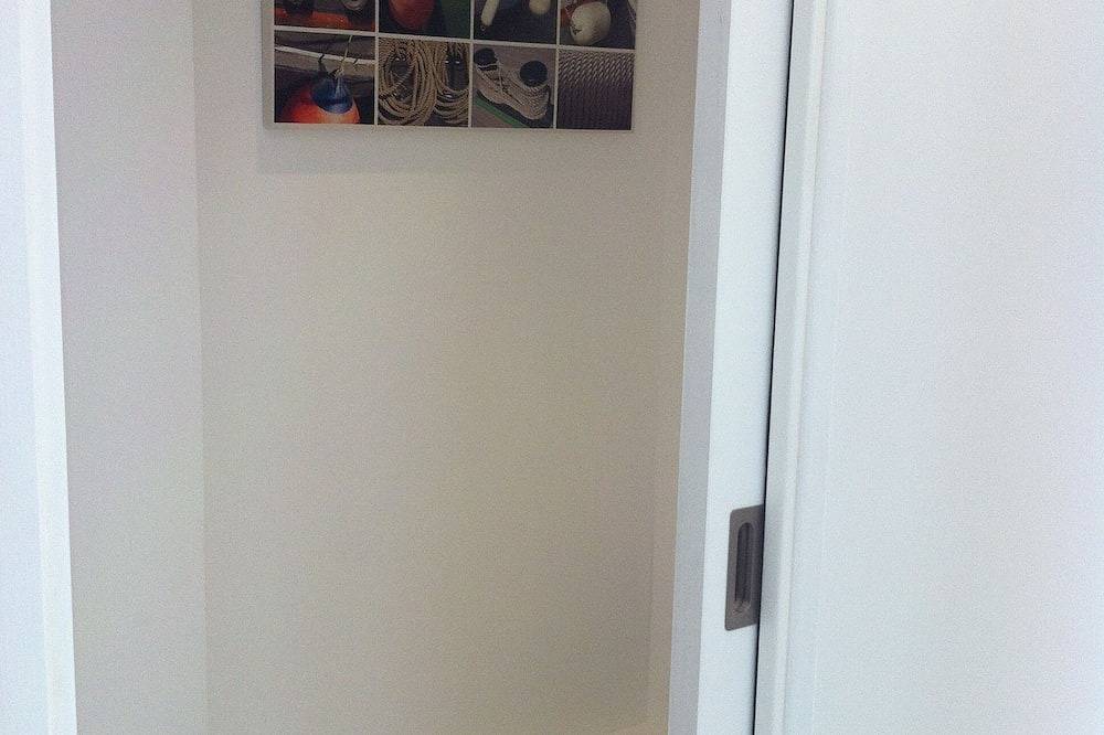 Morgat, charming little house near the beach in Morgat, Iroise