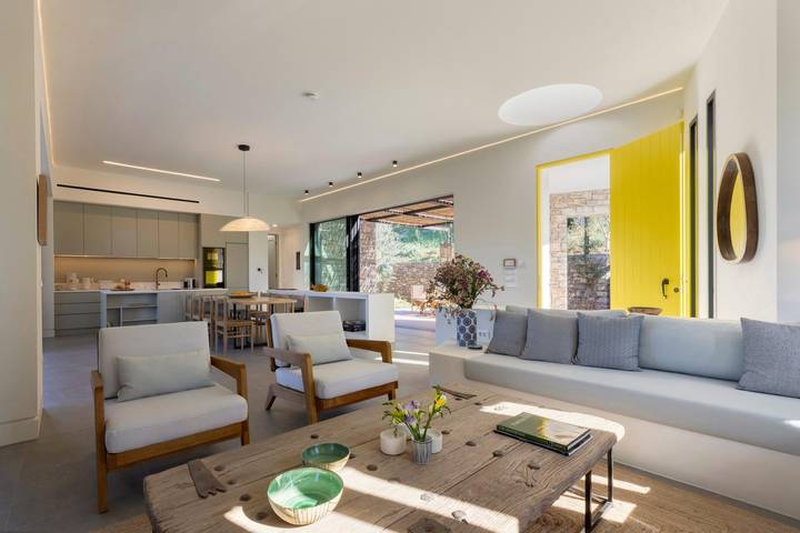 Location de vacances pour 6 personnes, avec piscine ainsi que jardin et terrasse, animaux acceptés à Porto Heli - 4