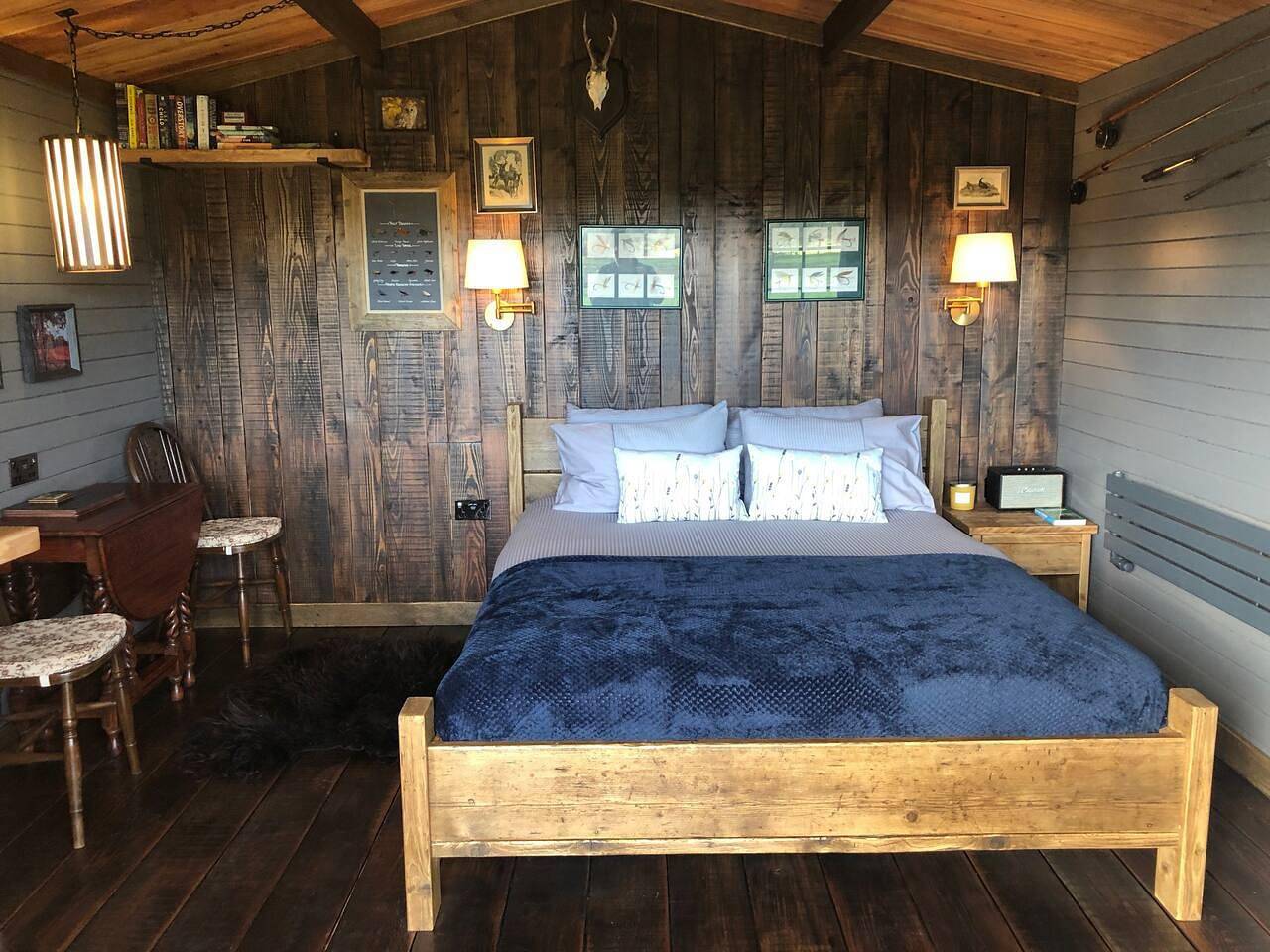Bjælkehytte for 2 personer med terrasse in Dumfries and Galloway