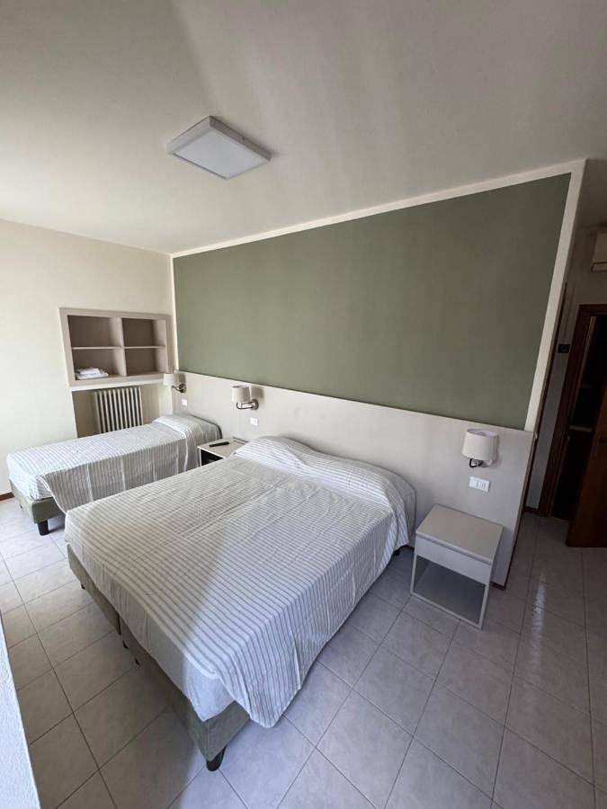 Hôtel pour 2 personnes, avec vue ainsi que jardin et vue sur le lac, animaux acceptés à Malcesine - 4