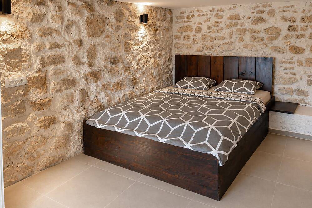 Amazing home in Podgradina in Novigradsko More, Zadar