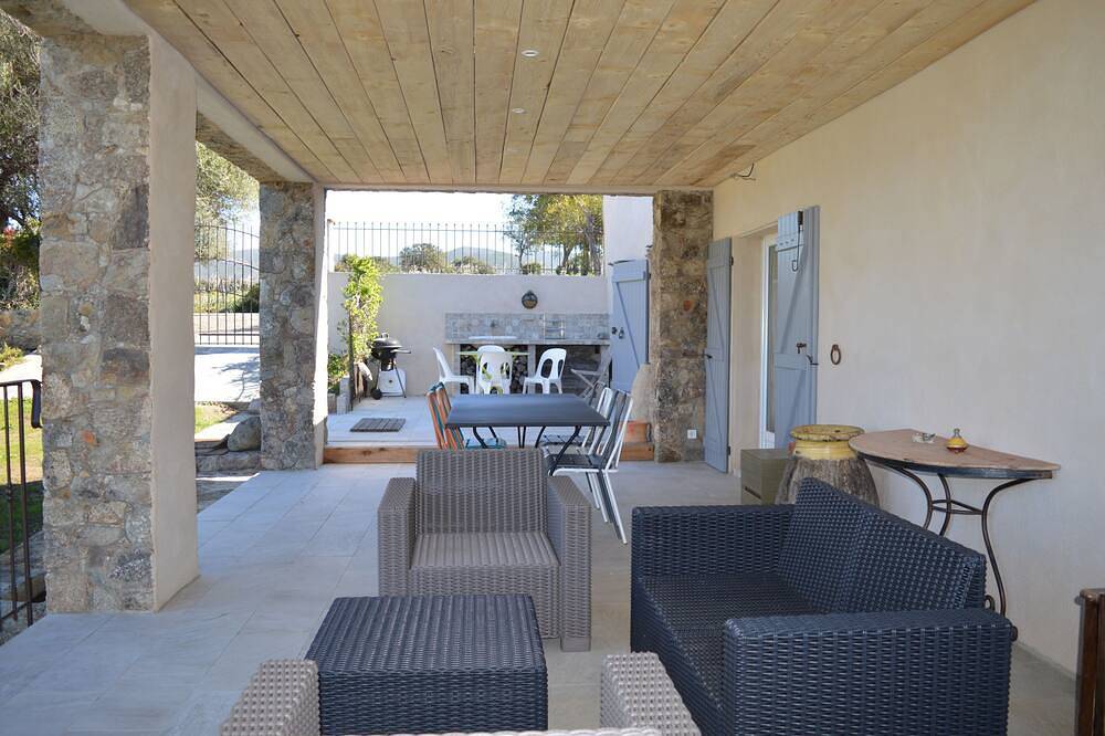 Casa di campagna nel corso maquis 2. 3 km dalla spiaggia di Lozari in Palasca, Calvi e dintorni