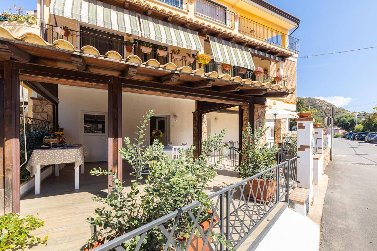 Mariposa Rooms in Santa Maria Navarrese, Baunei
