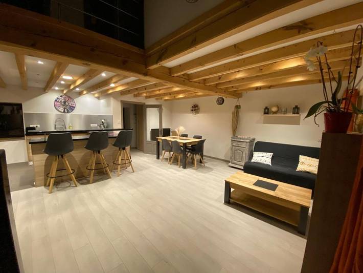 Location de vacances pour 6 personnes, avec vue et jardin dans Saint-Symphorien (Lozère)