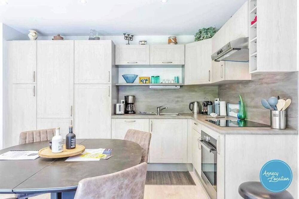 Apartamento entero, T2 Apartment - Résidence Rive Gauche in Menthon-Saint-Bernard, Región de Annecy