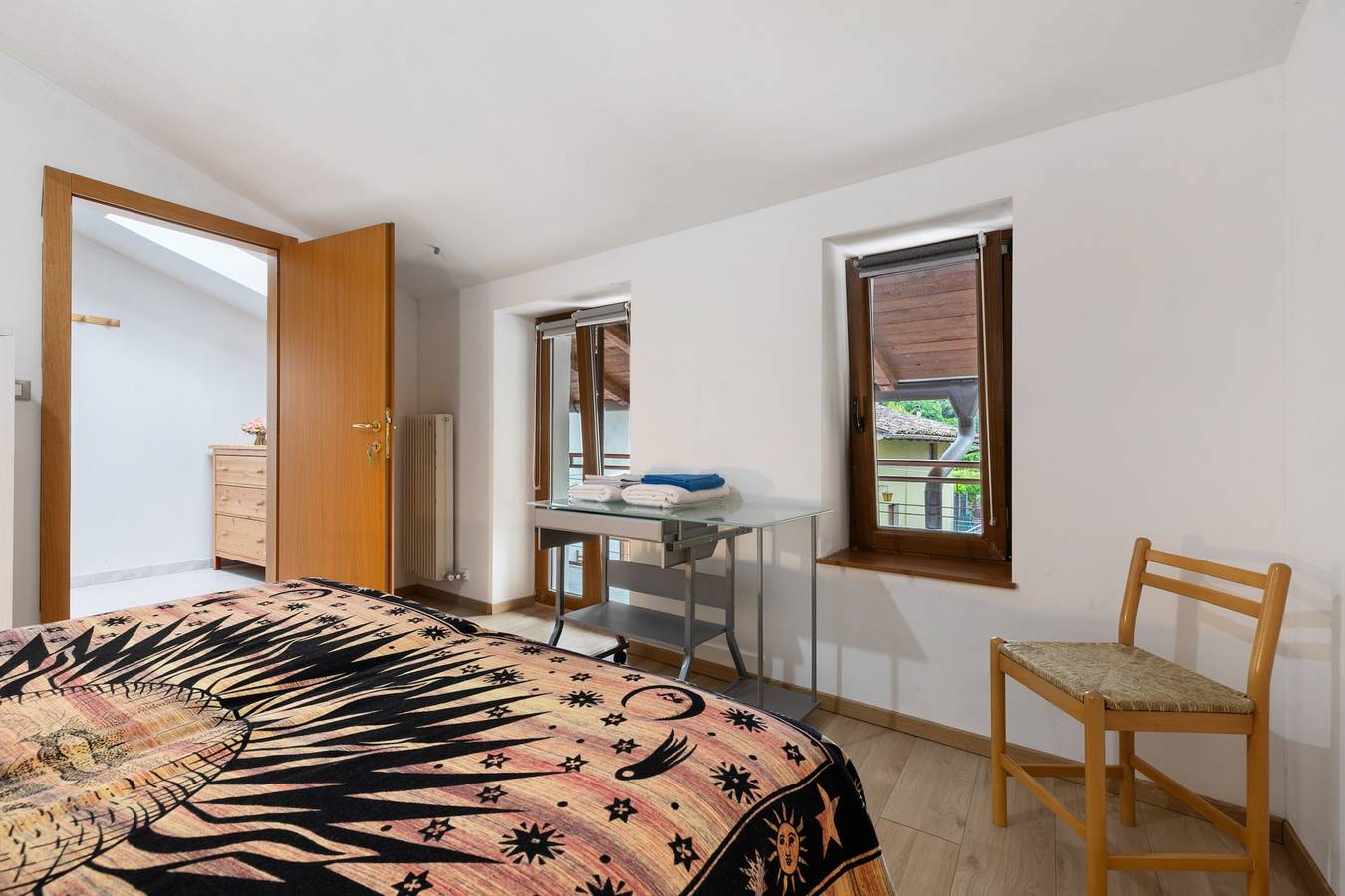 Apartamento entero, Apartamento 'La Rocca' con balcón y Wi-Fi in Rovereto, Trentino
