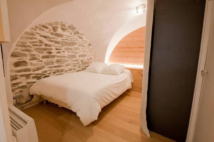 Ganze Wohnung, Ferienwohnung für 4 Personen mit Terrasse in Puy-Saint-André, Nationalpark Écrins