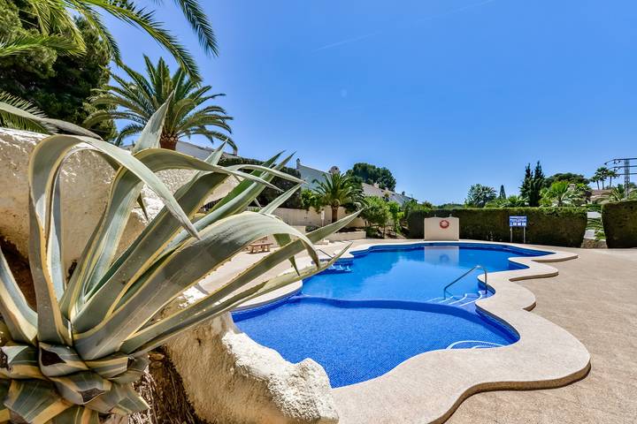 Bungalow für 6 Personen, mit Terrasse und Garten sowie Pool, mit Haustier an der Costa Blanca - 2