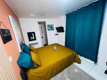 Gîte pour 2 personnes, avec vue et jardin à Saint-Pierre (ville)