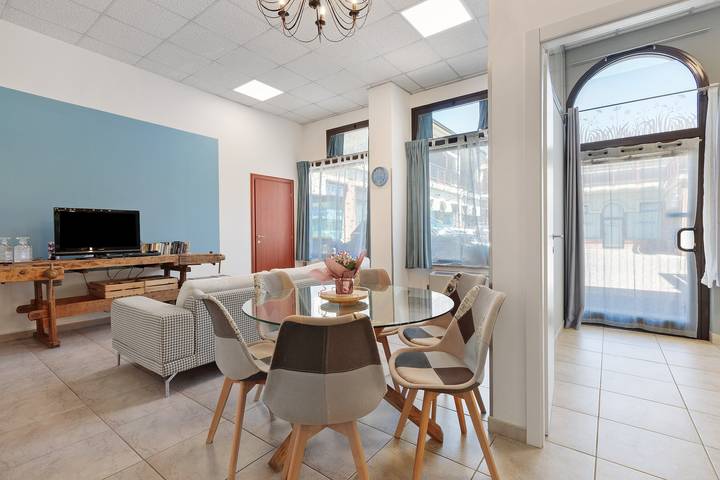 Appartamento intero, Appartamento 'Il Pied A Terre' con Wi-Fi e Aria Condizionata in Aosta, Alpi Pennine