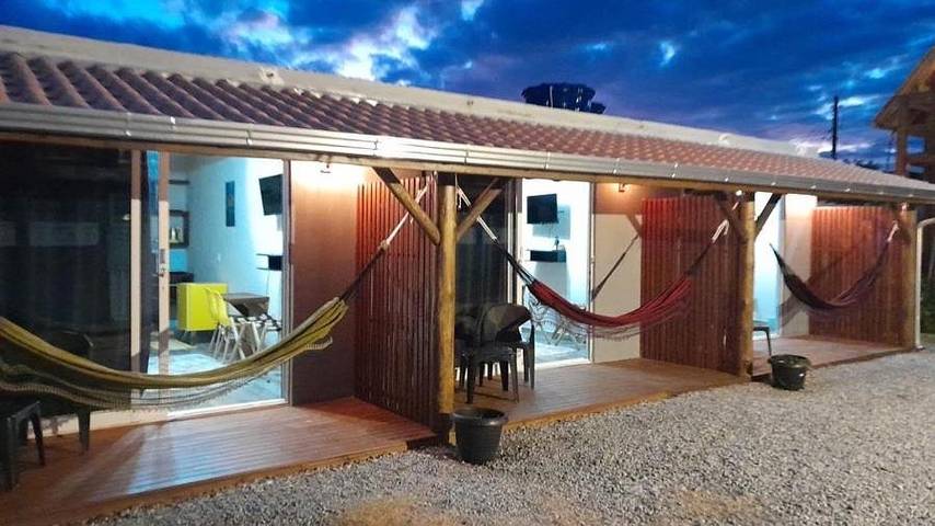 Casas e apartamentos de temporada para 2 pessoas, com jardim e terraço, com animais de estimação em Praia da Pinheira