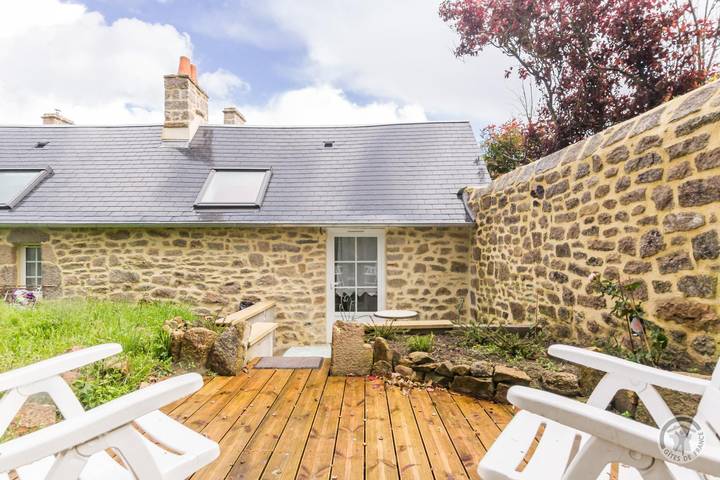 Gîte pour 2 personnes, avec jardin dans Plages du débarquement