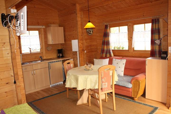 40 m² Bungalow "Vogelnest" mit Südterrasse, Tv und W-Lan für max. 2 Personen in Born a. Darß, Born am Darß