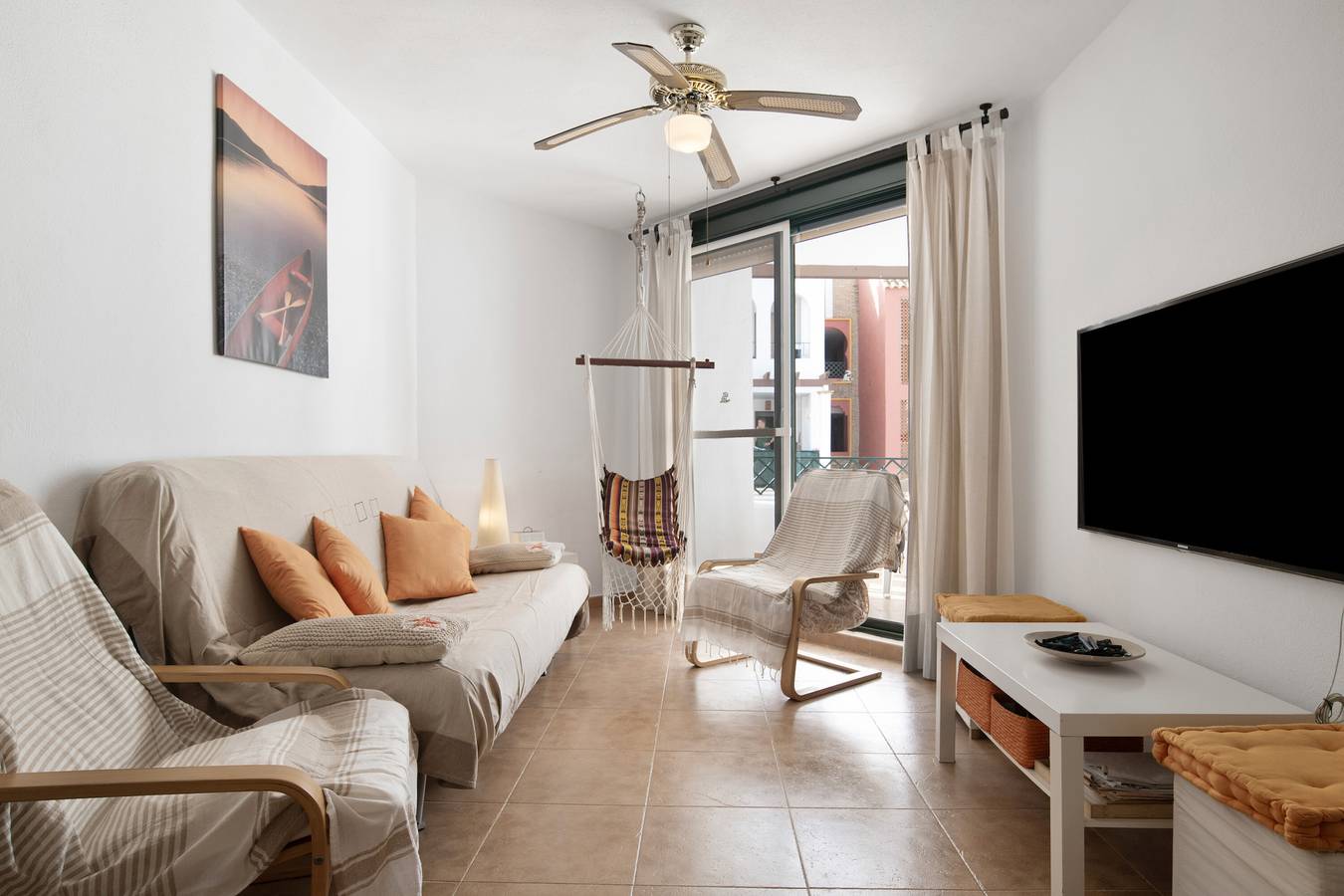 Hel leilighet, Apartment 'Vistas Al Mar' with Sea View, Private Pool and Wi-Fi in Atlanterra, Tarifa