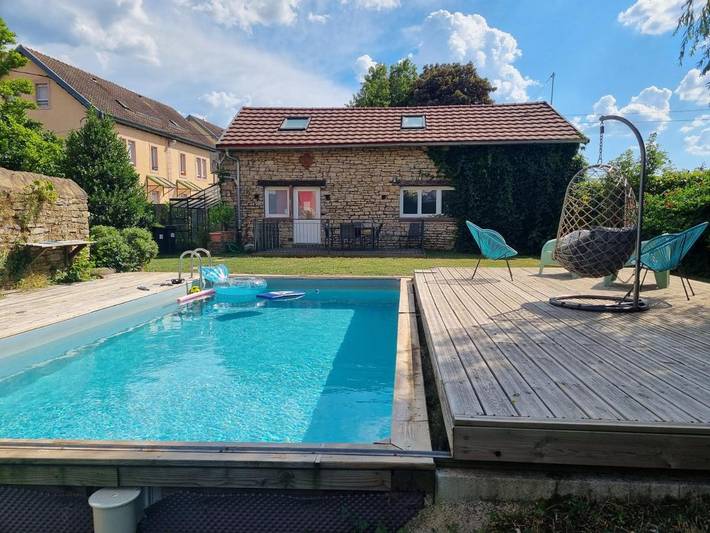 Location de vacances pour 7 personnes, avec jardin et piscine à Héricourt (Haute-Saône) - 2