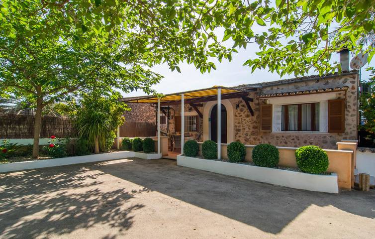 Jornets Oasis Wohnung mit Pool & Grill in Costitx, Mallorca Inselmitte