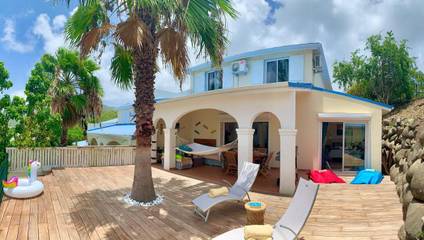 Cottage pour 6 personnes, avec jardin et terrasse ainsi que vue et piscine dans Friars Bay Saint Martin