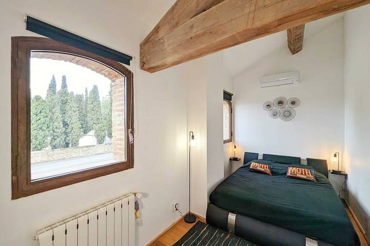 Location de vacances pour 10 personnes, avec terrasse et jardin à Pia - 3