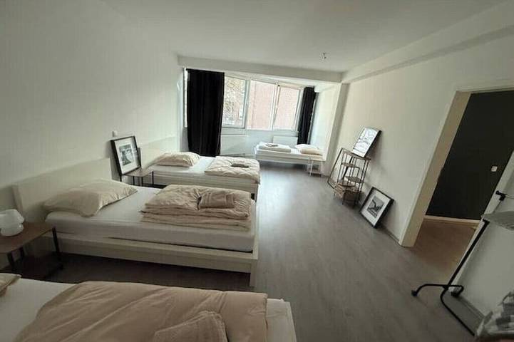 Ganze Wohnung, Loftartiges Apartment 150 qm nahe Veltins Arena in Gelsenkirchen, Ruhrgebiet