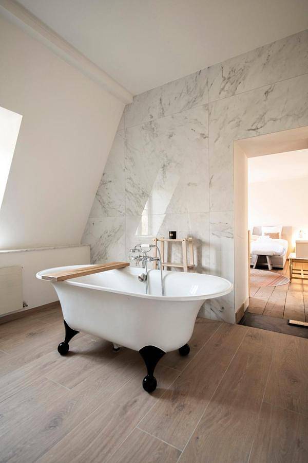 Double Room with Private Bathroom in Anthisnes, Région de Liège