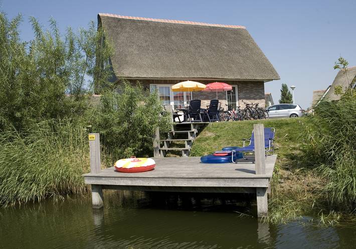 Ferienhaus für 8 Personen, mit Garten am Ijsselmeer