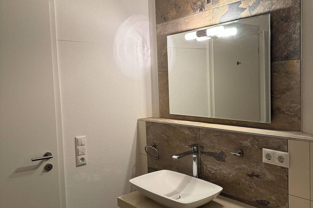 Ganze Wohnung, Grenzparadies zw. Therme und See in Bad Säckingen, Südschwarzwald