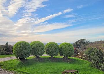 Glamping for 6 People in Jurassic Coast, South West England, Photo 4