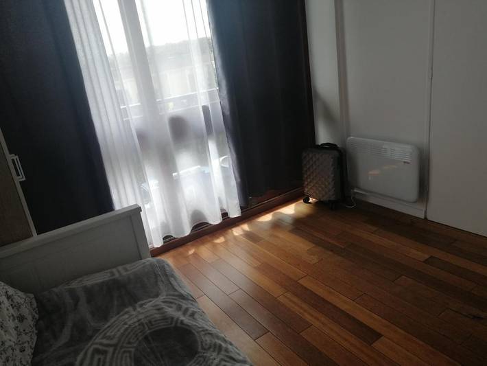 Maison d’hôte pour 2 personnes, avec balcon et piscine, animaux acceptés